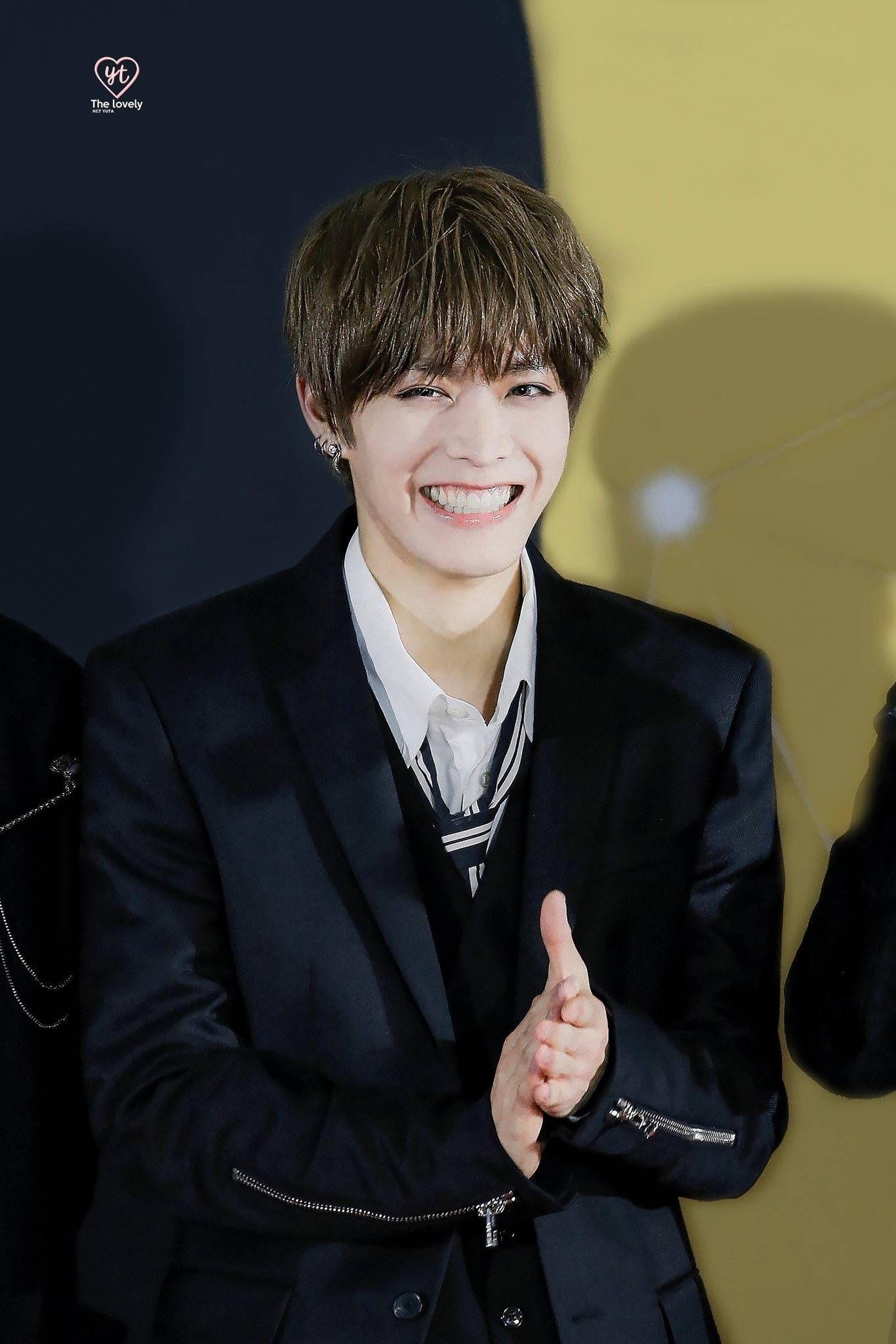 哪一种男生是笑起来好看的男生