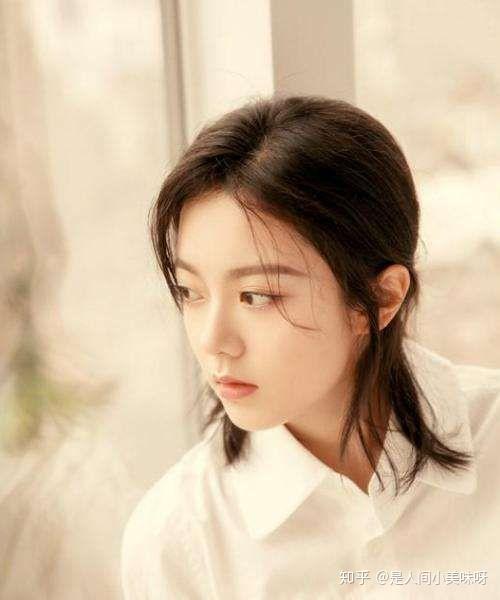 有没有流浪地球里女主韩朵朵的照片用来当头像她特