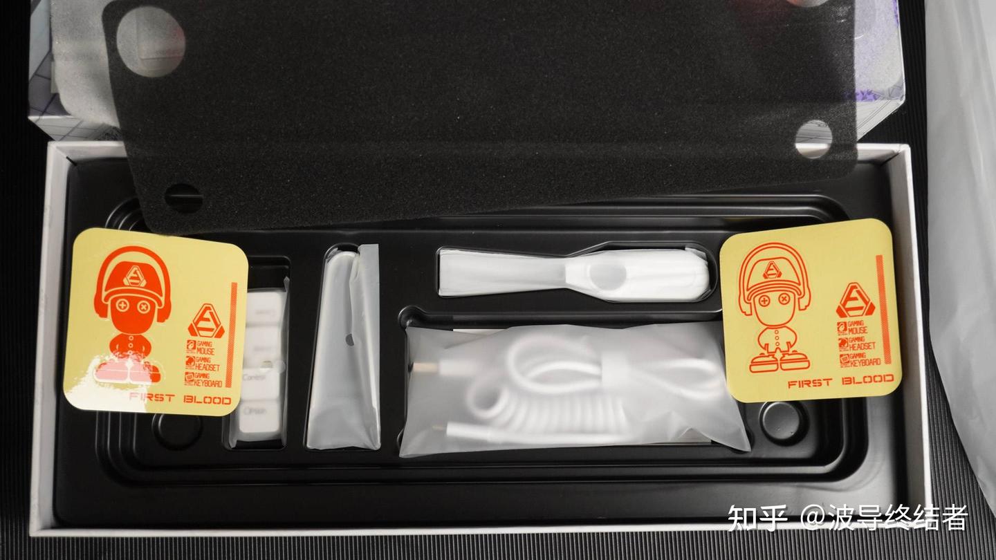 晶萤剔透的漂亮 - FIRST BLOOD B67三模机械键盘 - 知乎