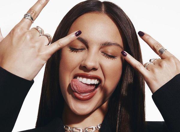 22年全球最受欢迎的女歌手top15 好听的女歌手歌曲推荐 知乎