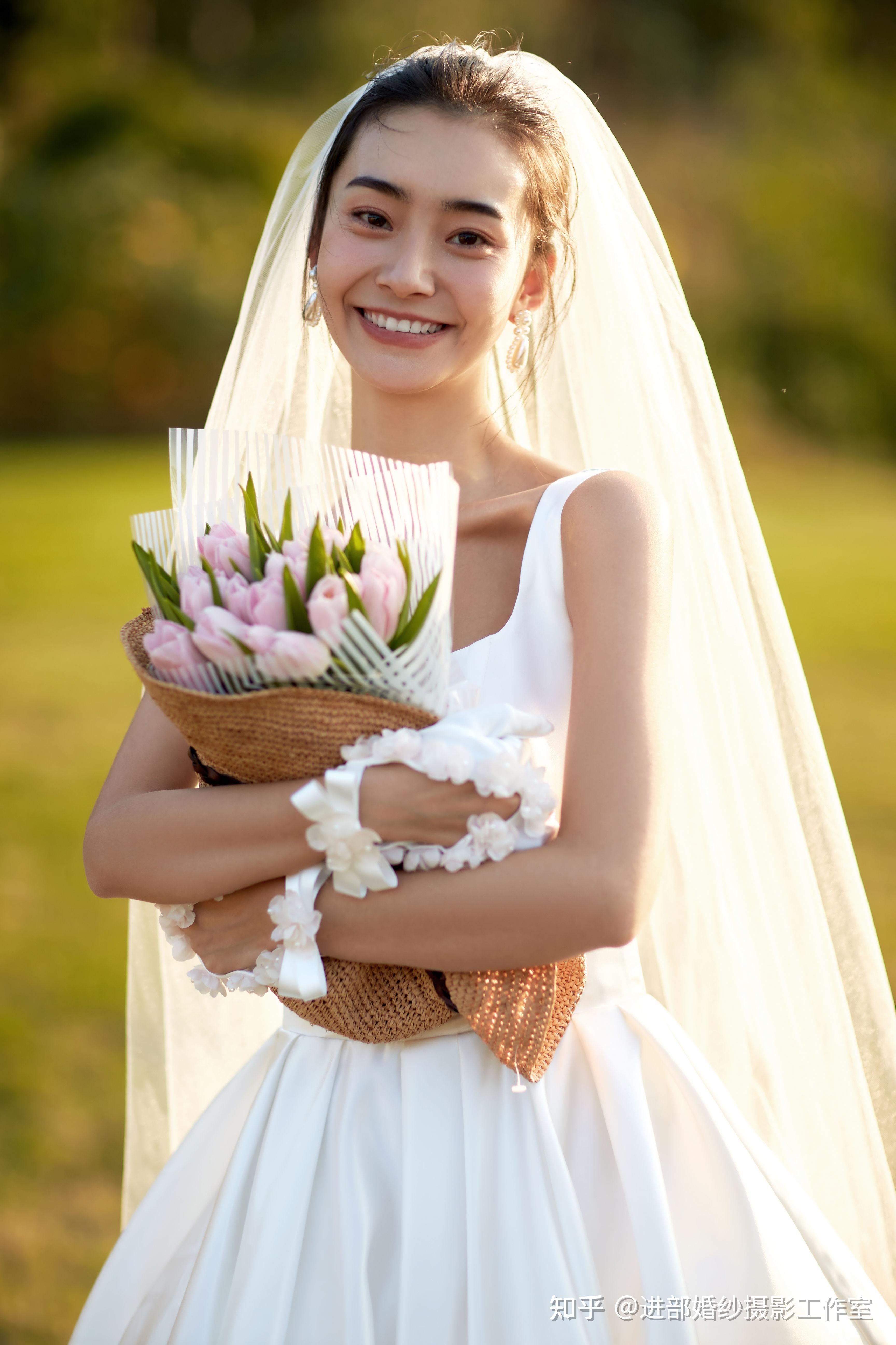 大脚女生拍婚纱照时候怎么办? - 知乎