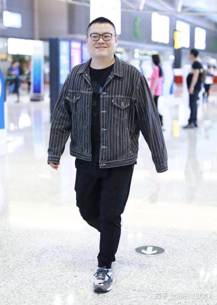 140斤170偏壮的男生看起来到底是怎样的