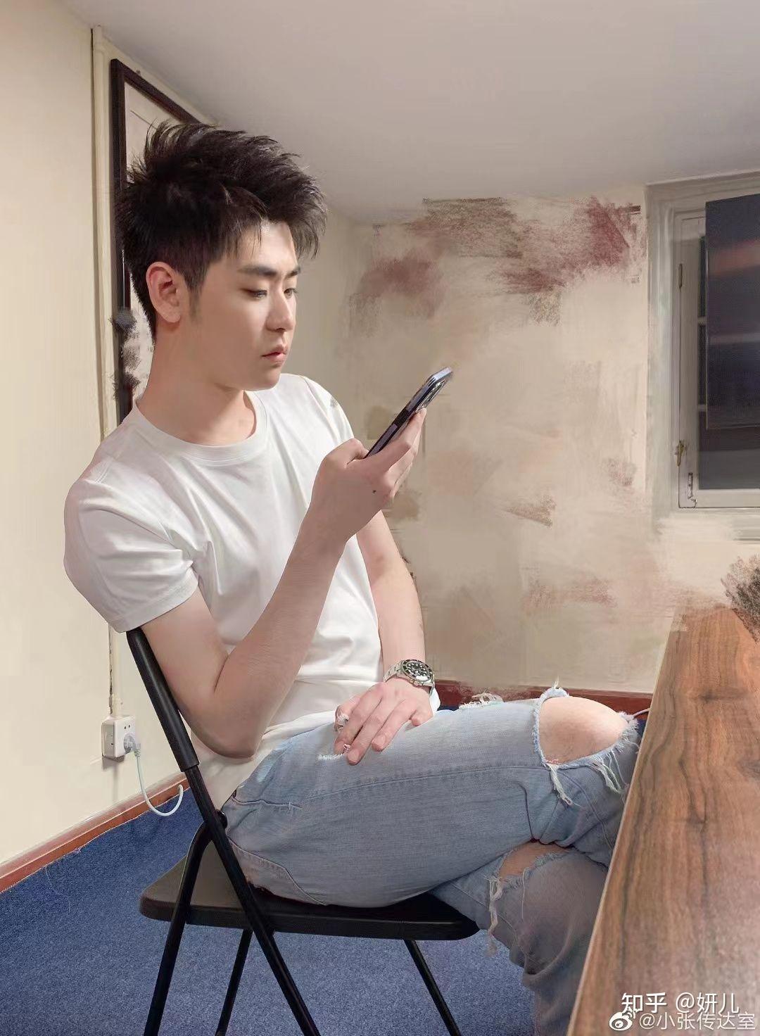 张云雷和秦霄贤你更喜欢谁? - 知乎