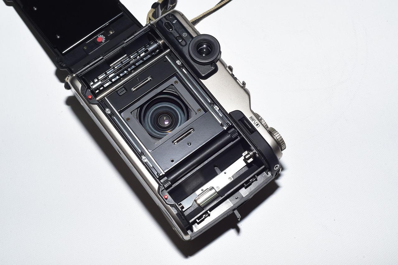 3. 拍立得电池更换