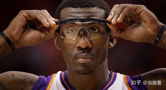 nba球员小斯斯塔德迈尔辛里奇等佩戴的护目镜眼镜是什么品牌可以加