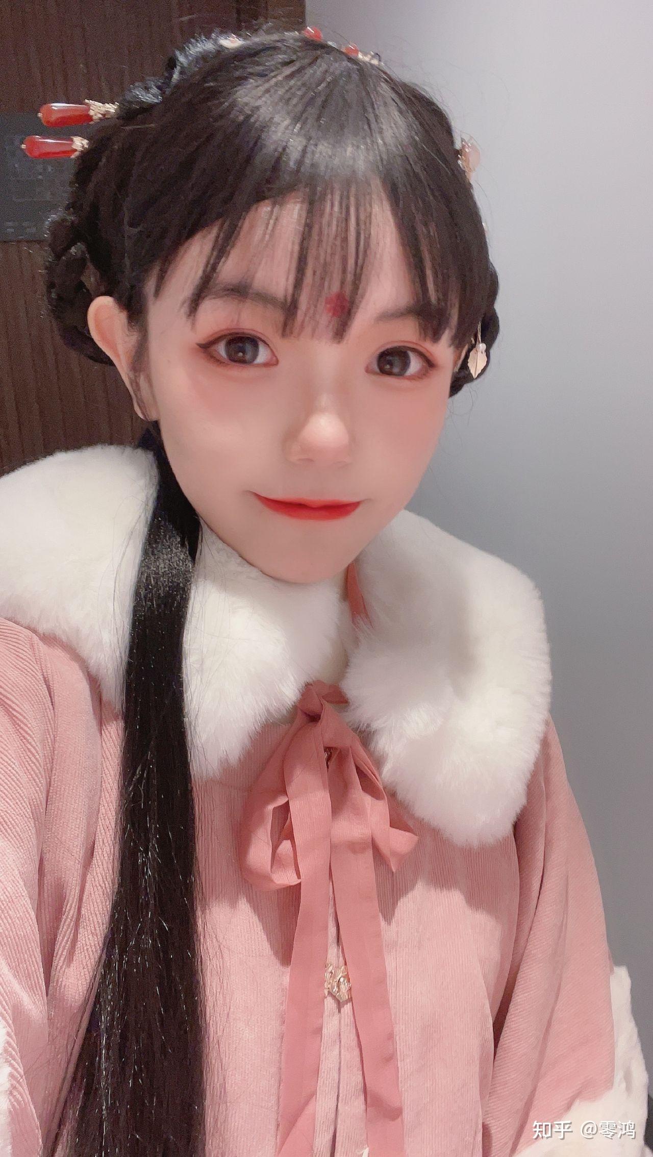 封茗囧菌的线下和微博的照片差别大码吗各位线下见过的可以说一下嘛