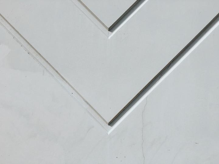 阳台裂缝漏水用什么补