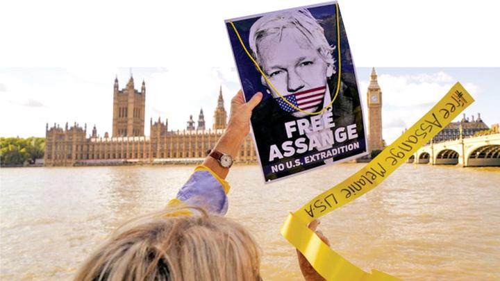 Five Major News Outlets Call For Biden To Drop Assange Charges Five Major News Outlets Call For Biden To Drop Assange Charges