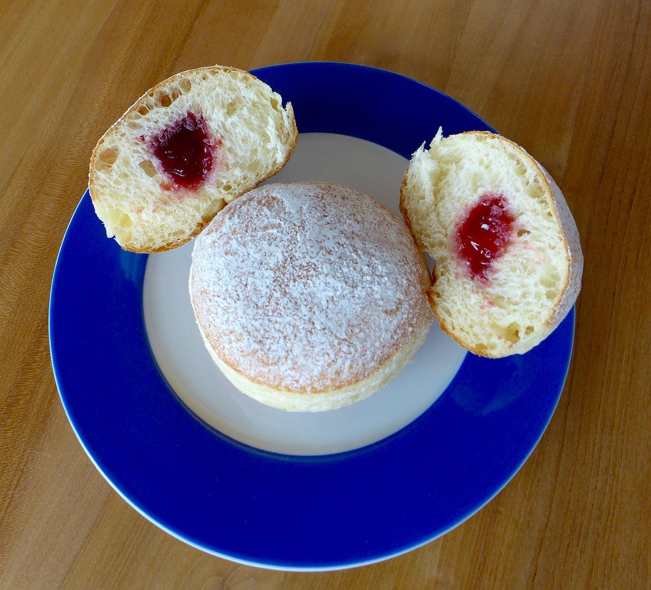 包裹糯米圆子的技巧