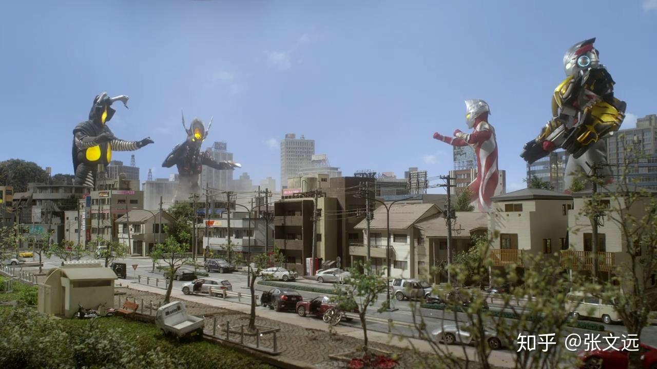 奥特曼身高大部分都是四五十米,为什么看起来比旁边的楼房都高?