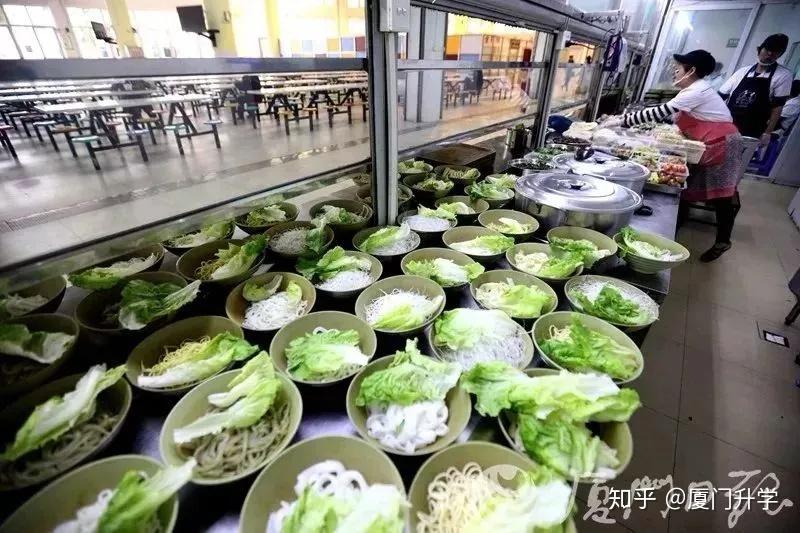 在厦门一中吃食堂是一种怎样的体验