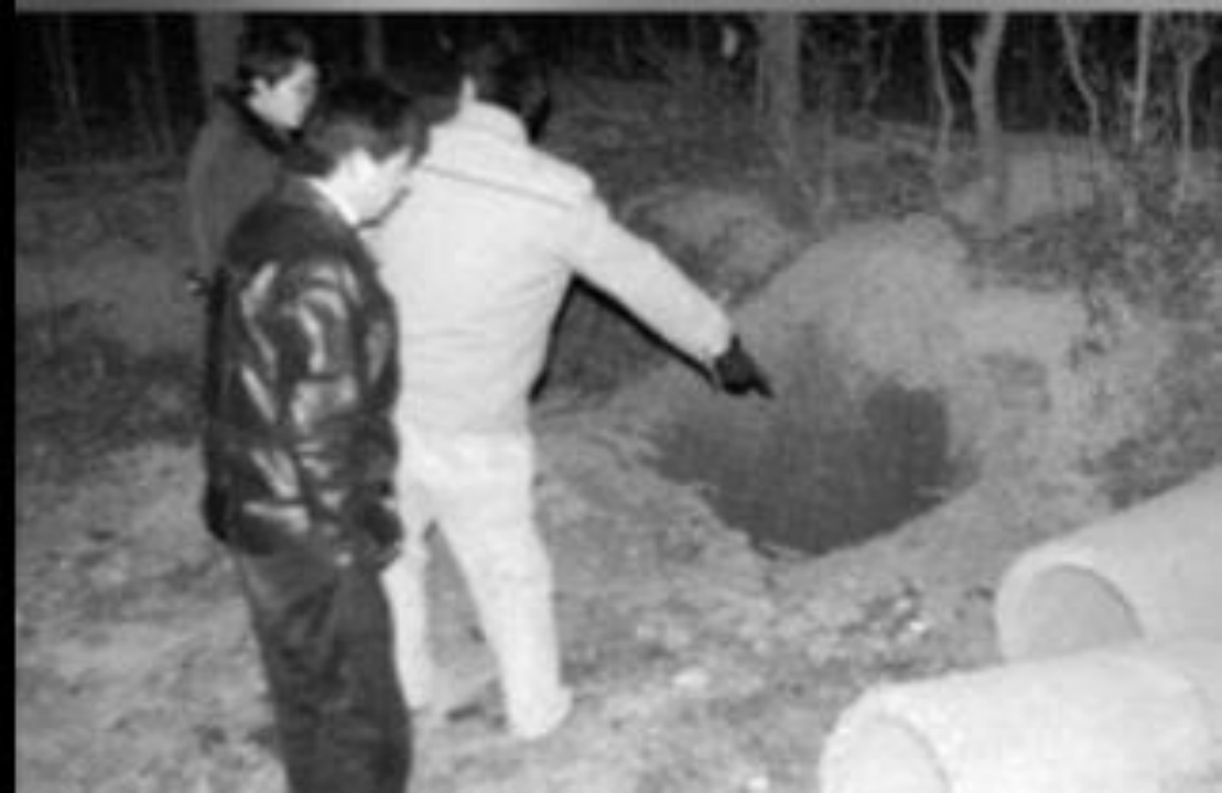 图 1:警方勘验案发现场及周边