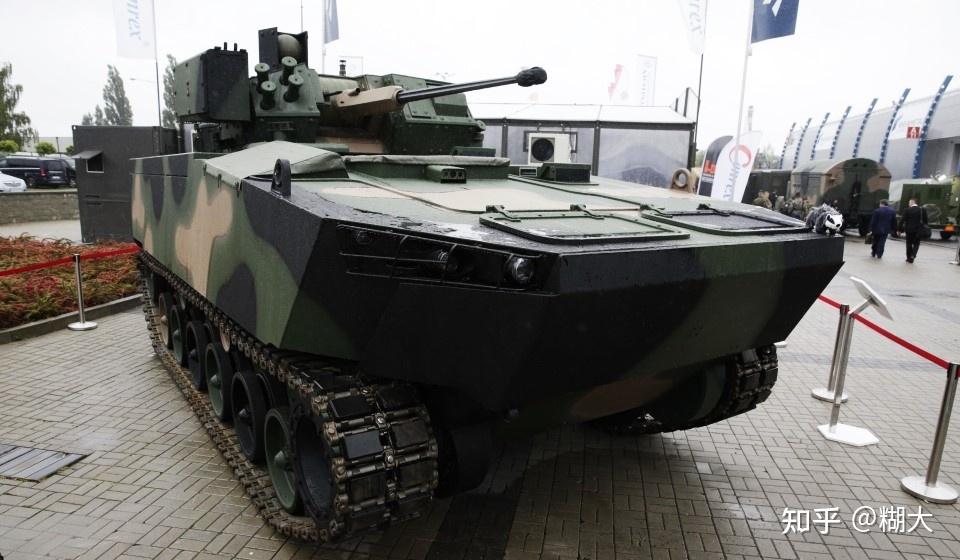 来自波兰的新型步兵战车(BMP)“獾”(BARSUK)装甲车 - 知乎