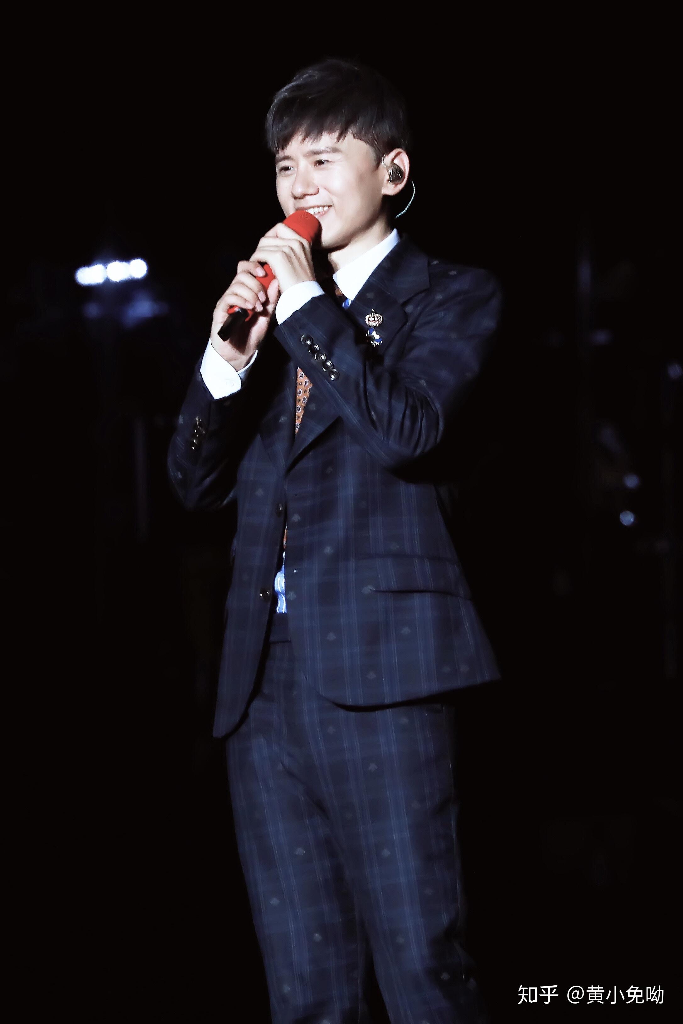 如何评价张杰未live十年之约2018鸟巢演唱会的表现? - 知乎