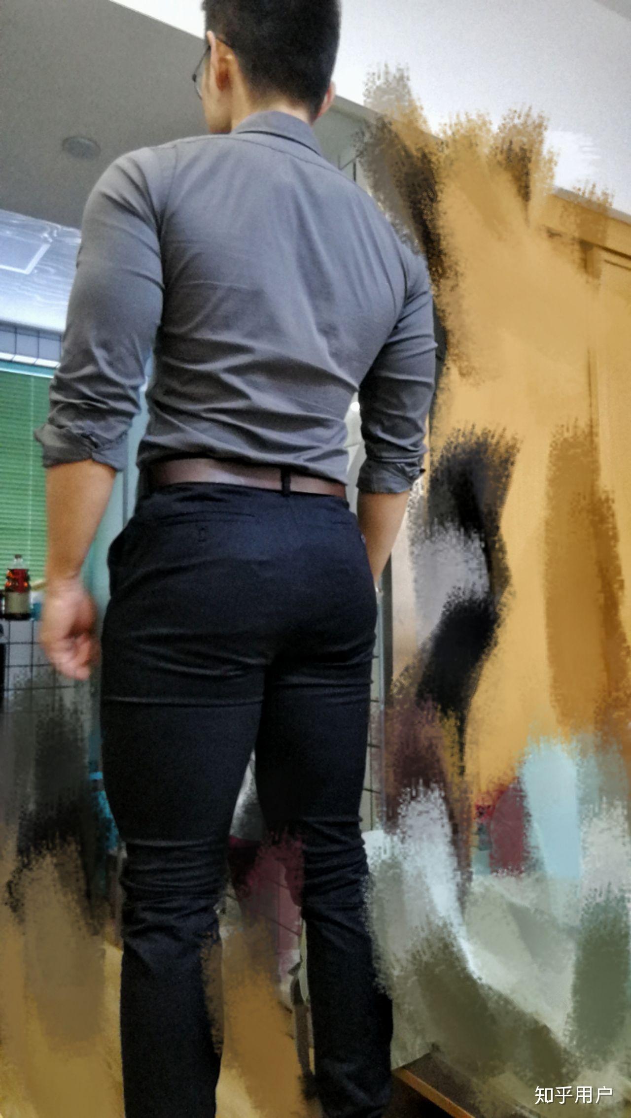 男生健身过后屁股越来越翘怎么办