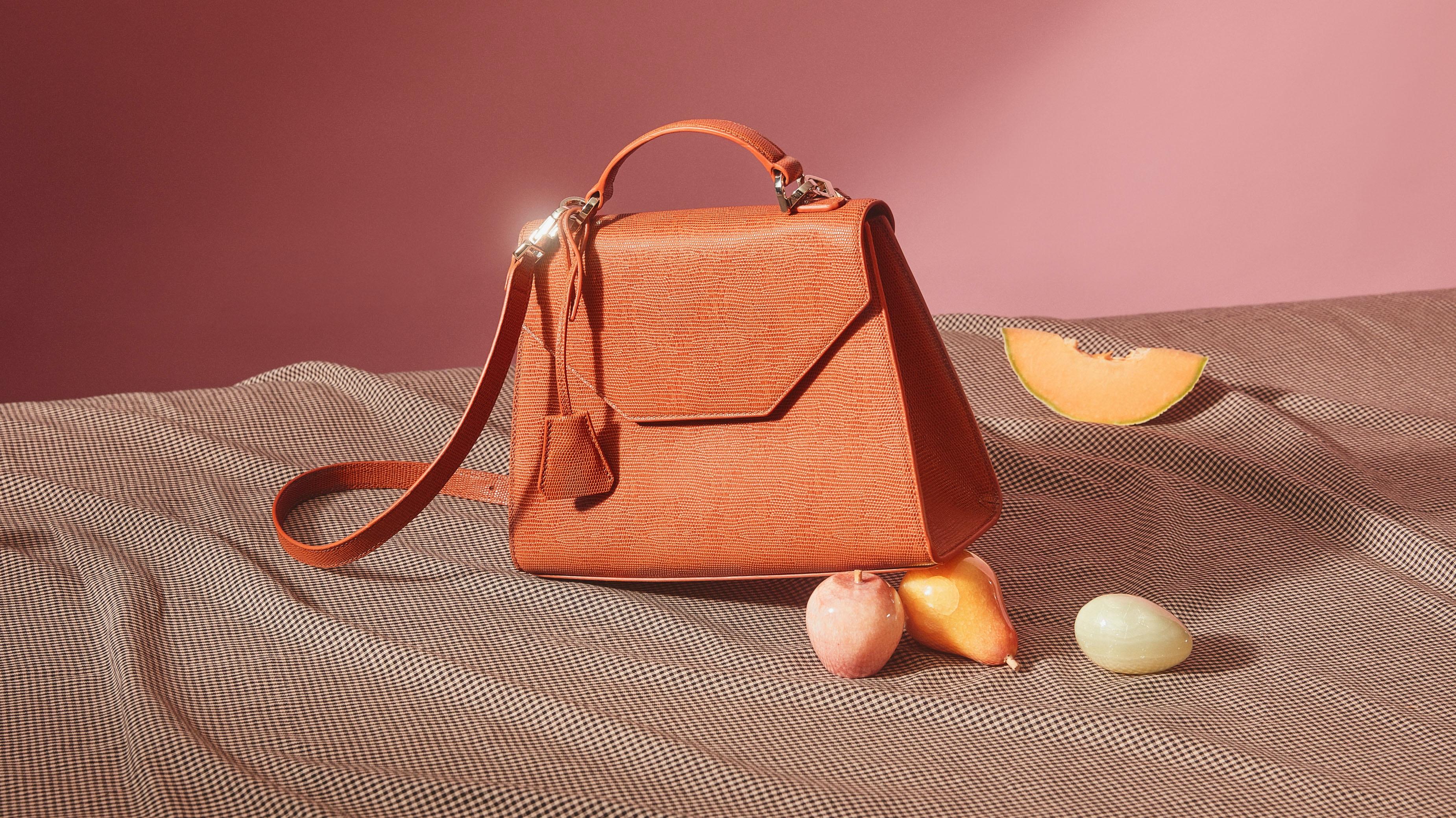 lv腰带如何辨别真假