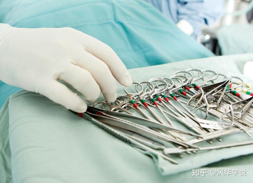 准分子激光手术时怎么没见到医生用刀切割角膜瓣激光手术后再用工具将