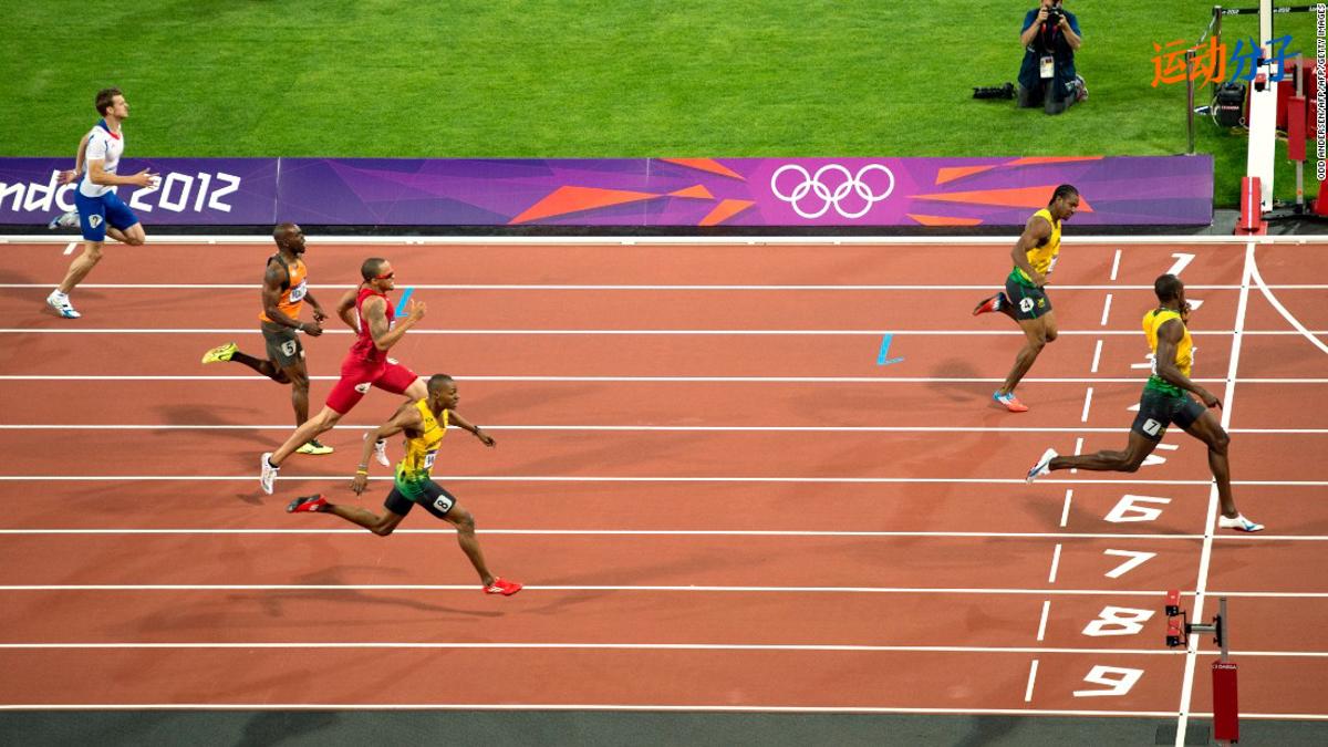 博尔特又双叒叕一次在奥运会决赛降速冲过终点线↓↓↓↓约翰·布莱克