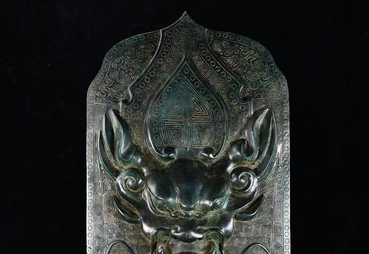 古代防御兵器——战国铜盾牌 - 知乎