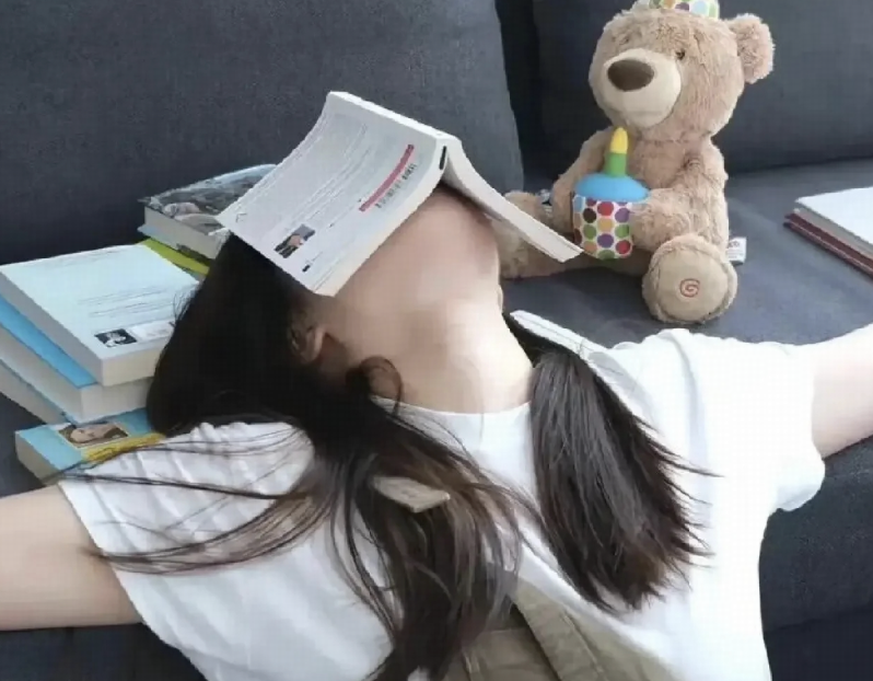 为什么很多名著大多人都看不下去，却仍被称为名著？