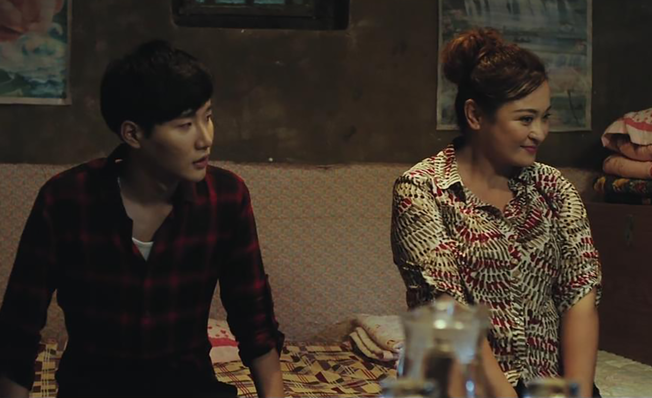 7分钟爆笑看完恐怖片夜闯寡妇村剧情奇葩笑到肚子疼