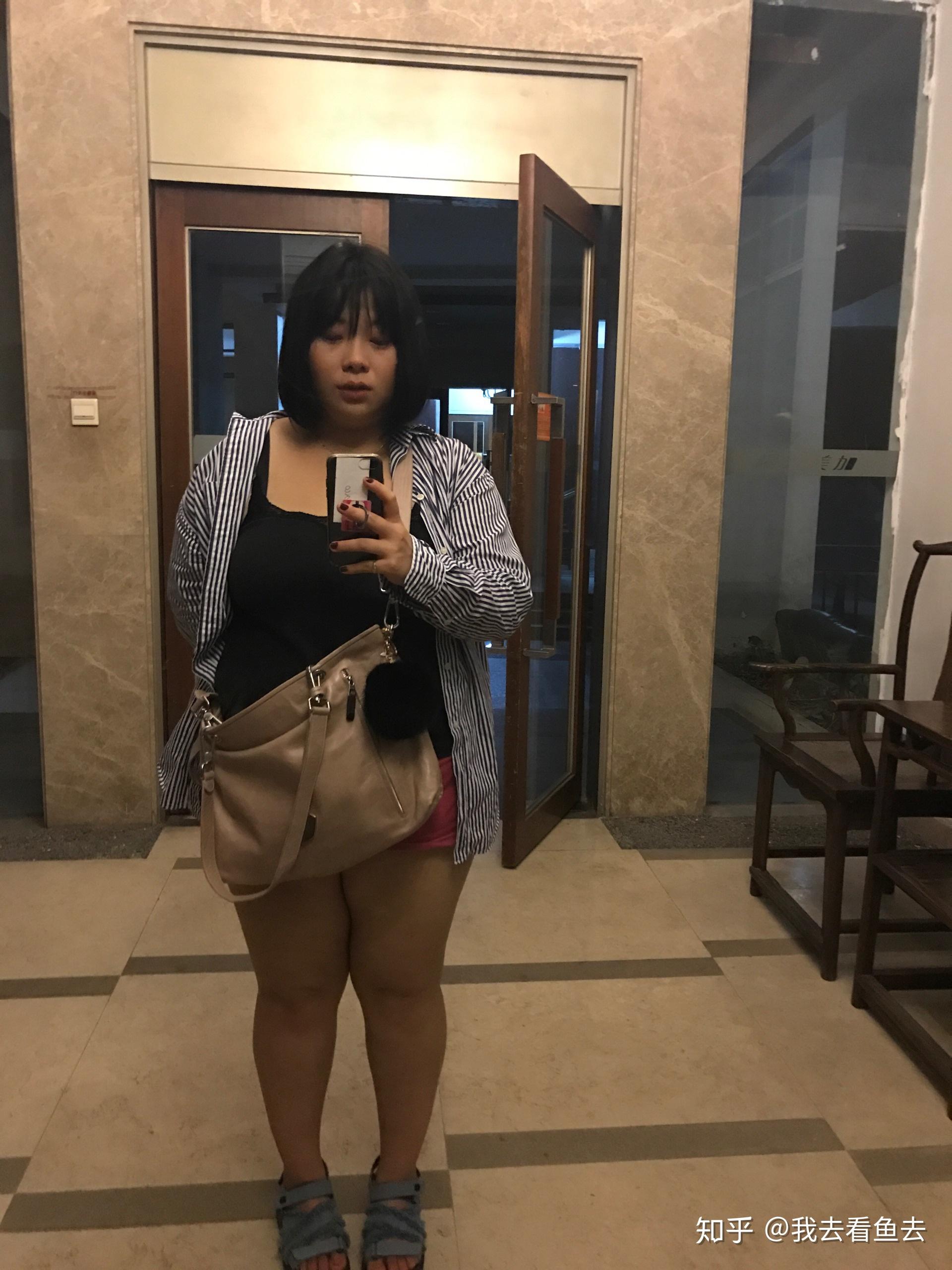 女生一米五八体重两百斤是什么样子? - 知乎