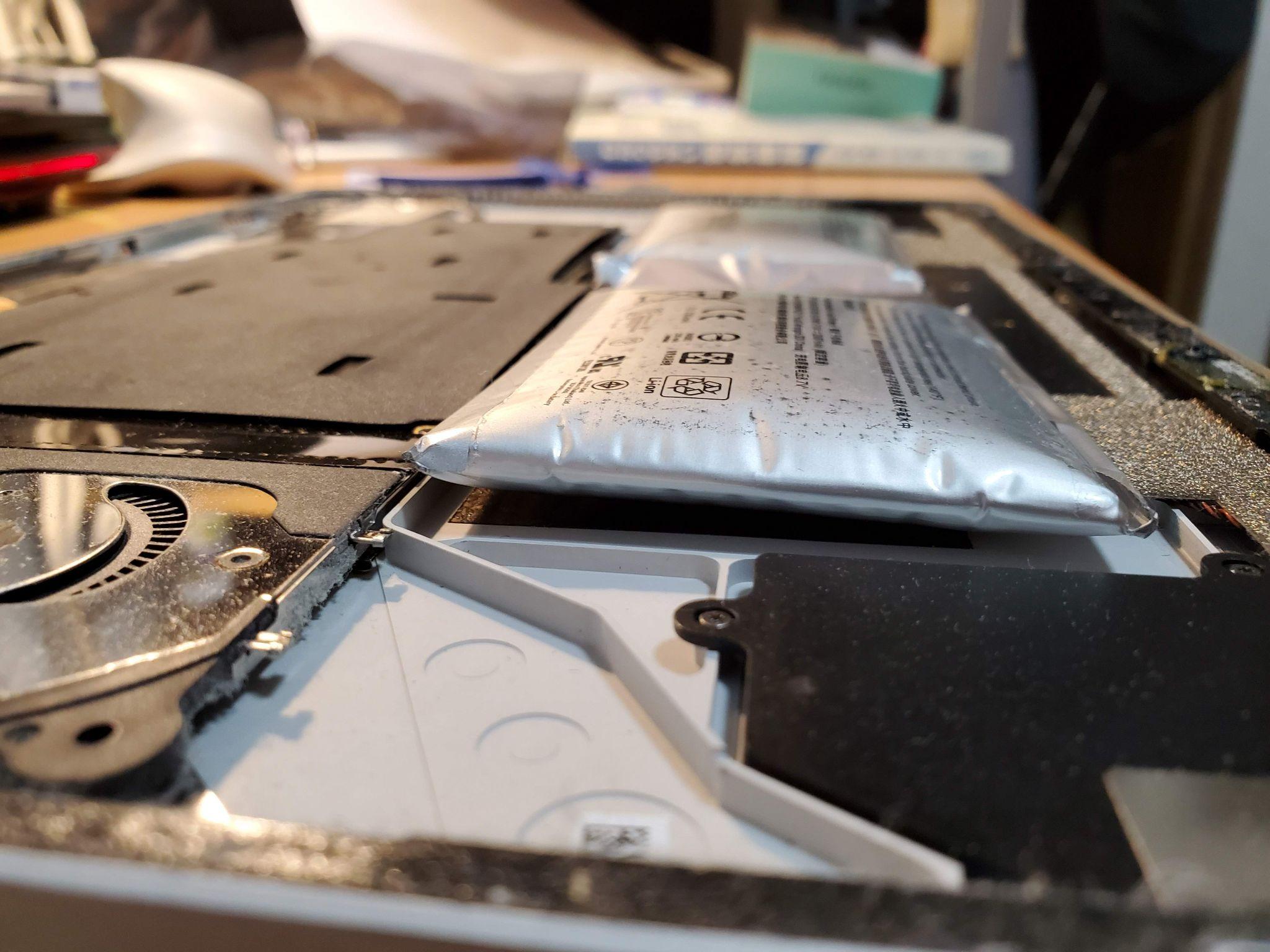 你的surface有遇到电池鼓包的情况吗