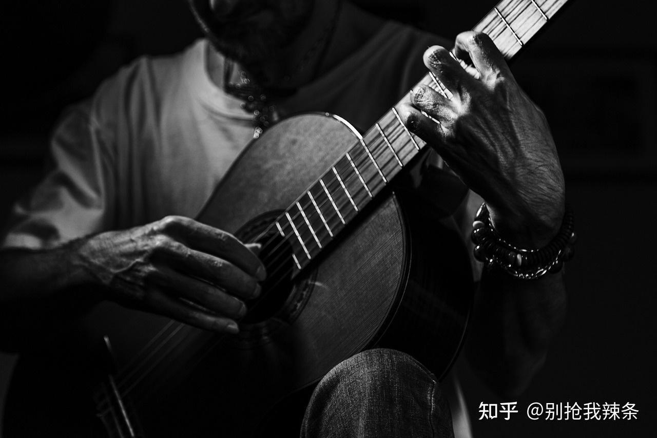 入门古典吉他选购? - 知乎