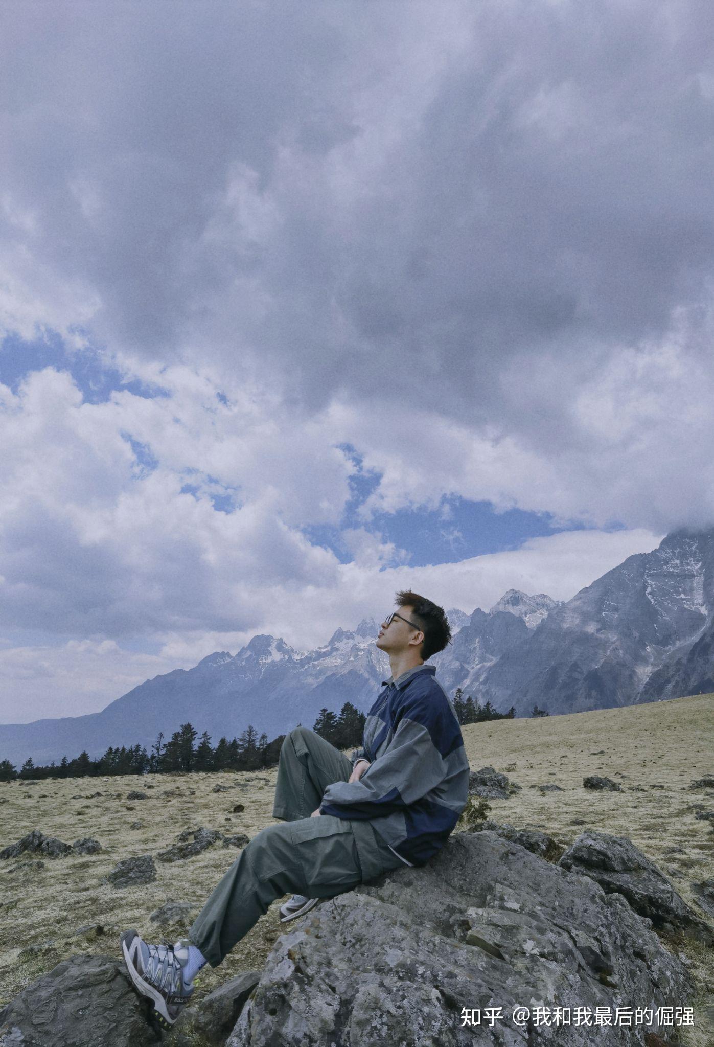 男生拍照时如何摆姿势? - 知乎