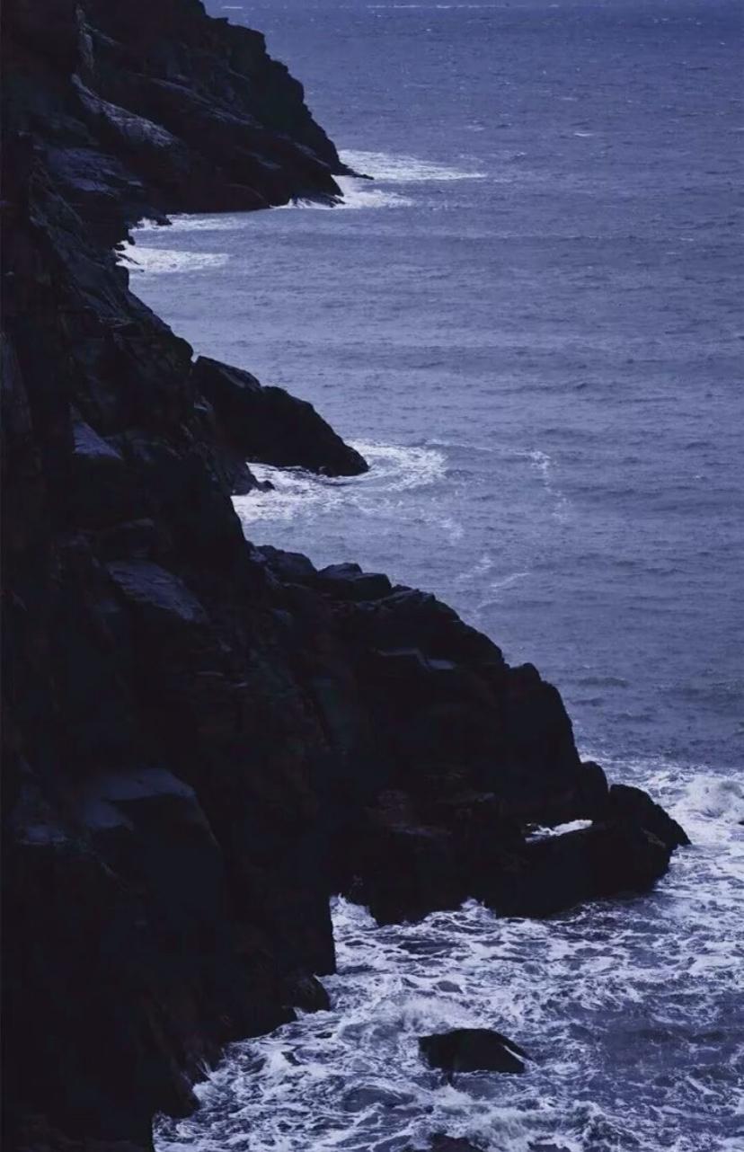 有没有大海,或者水面波光粼粼的壁纸? - 知乎