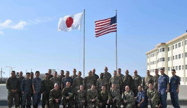 日本怂了!5年内将负担1.055万亿驻日美军费用 - 知乎