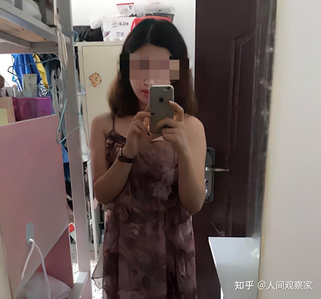 中国　贷款　裸体 
