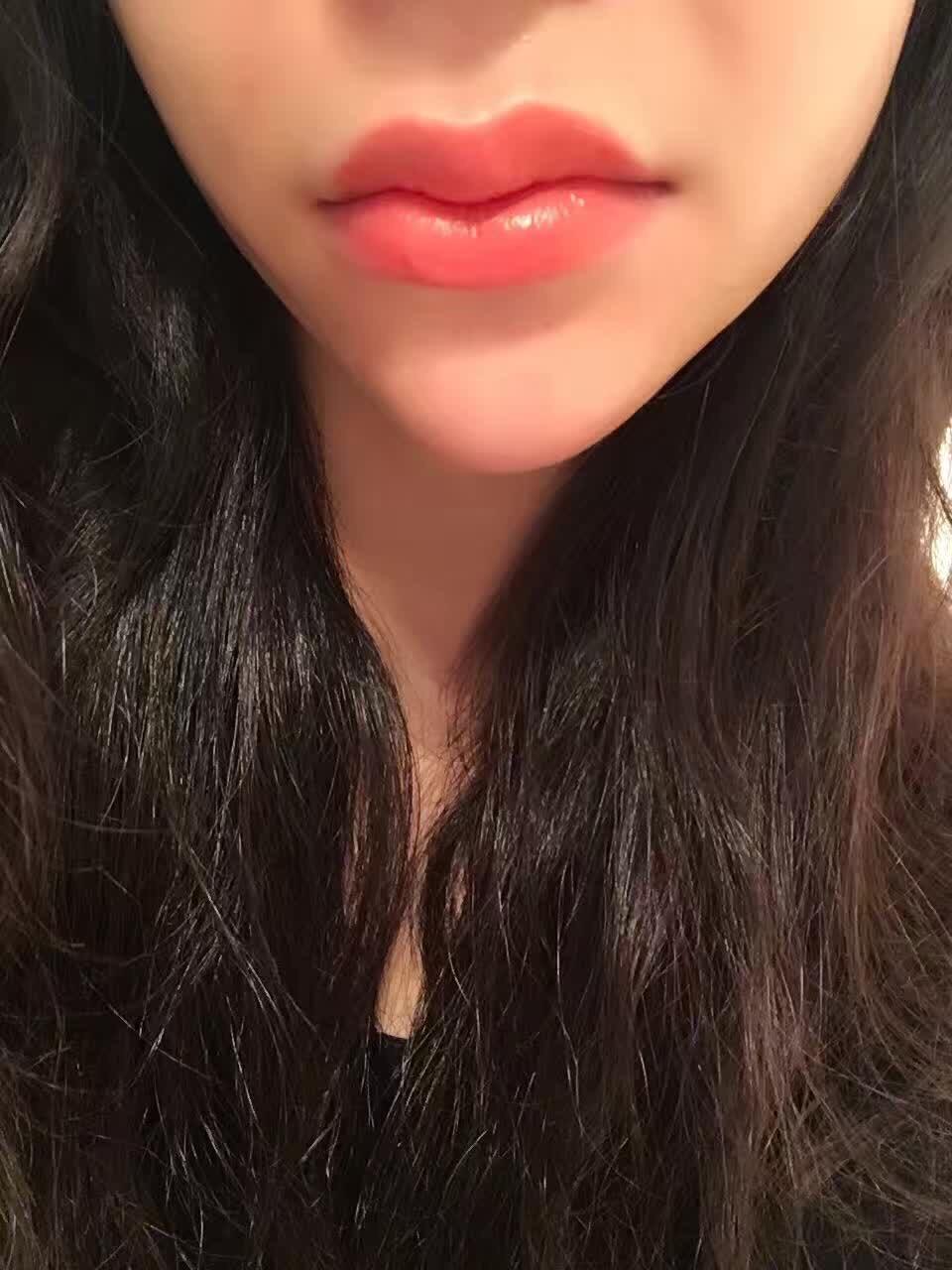 嘴唇厚是种怎样的体验