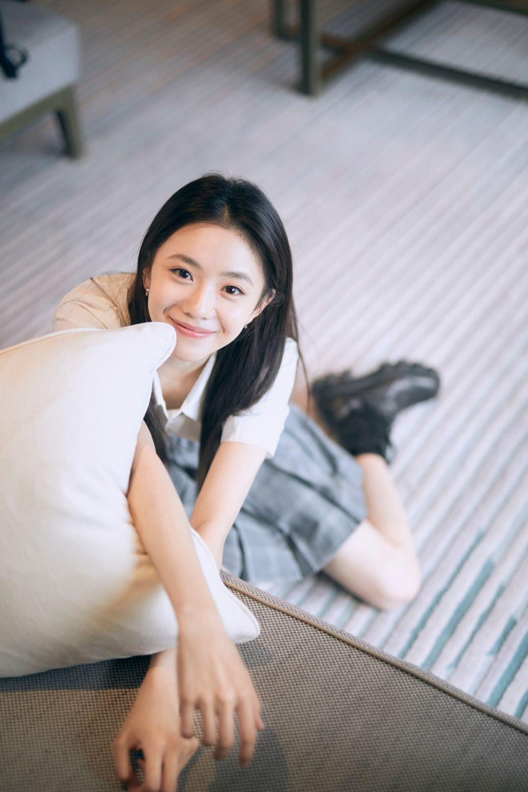 哪位大佬可以给我几张刘浩存的高清壁纸呐