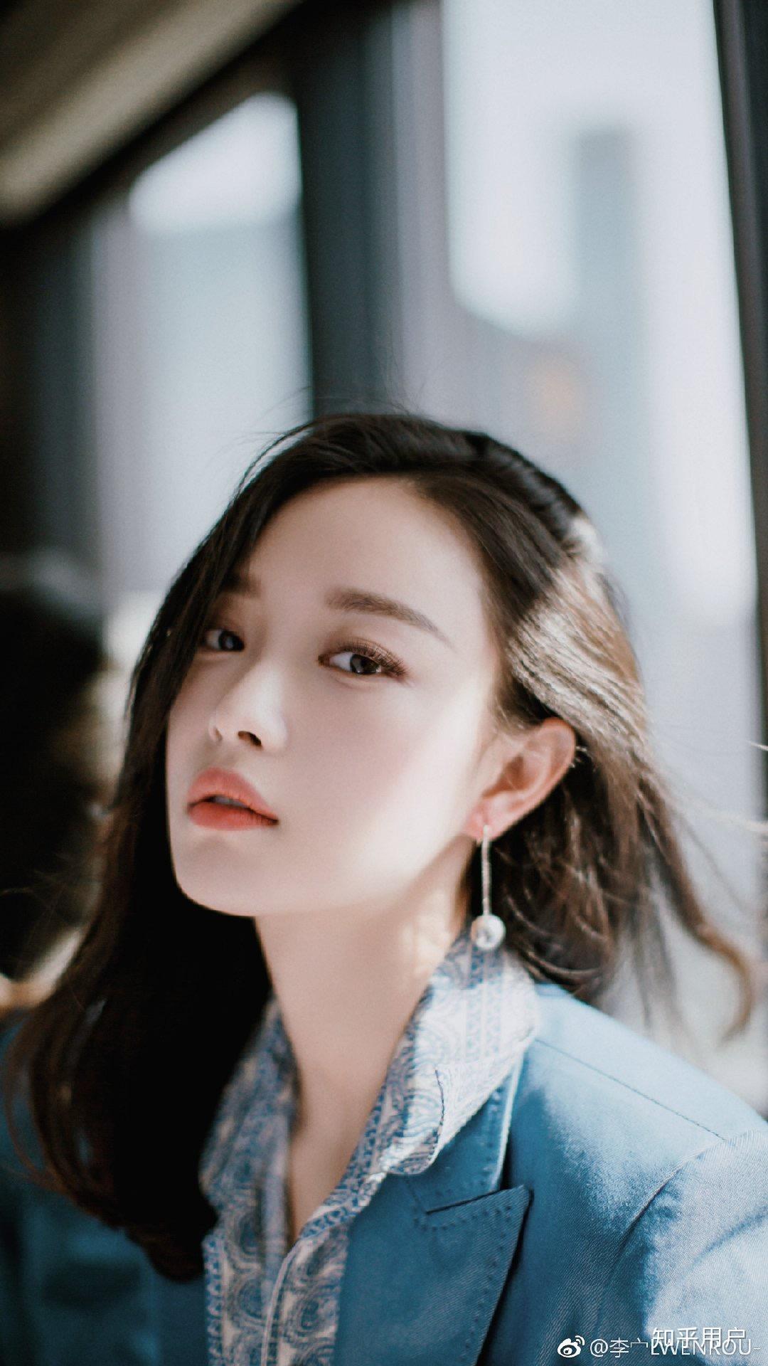 手机里有没有私藏很久的倪妮照片? - 知乎