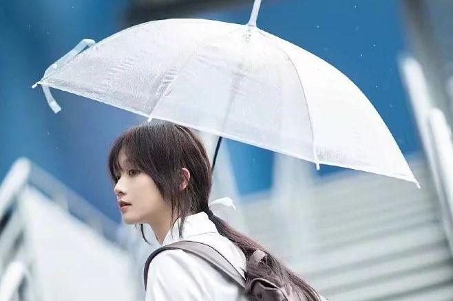 震惊!我才知道打伞不能防晒黑 - 知乎