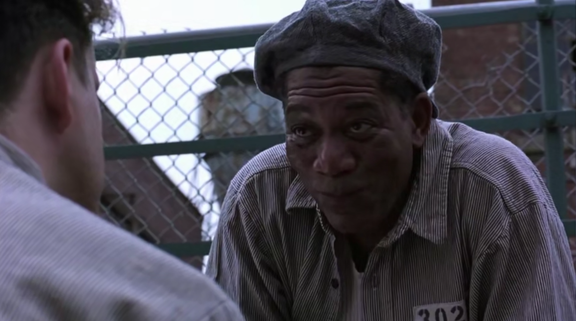 《肖申克的救赎》中,为什么瑞德说自己是肖申克中唯一有罪的人?