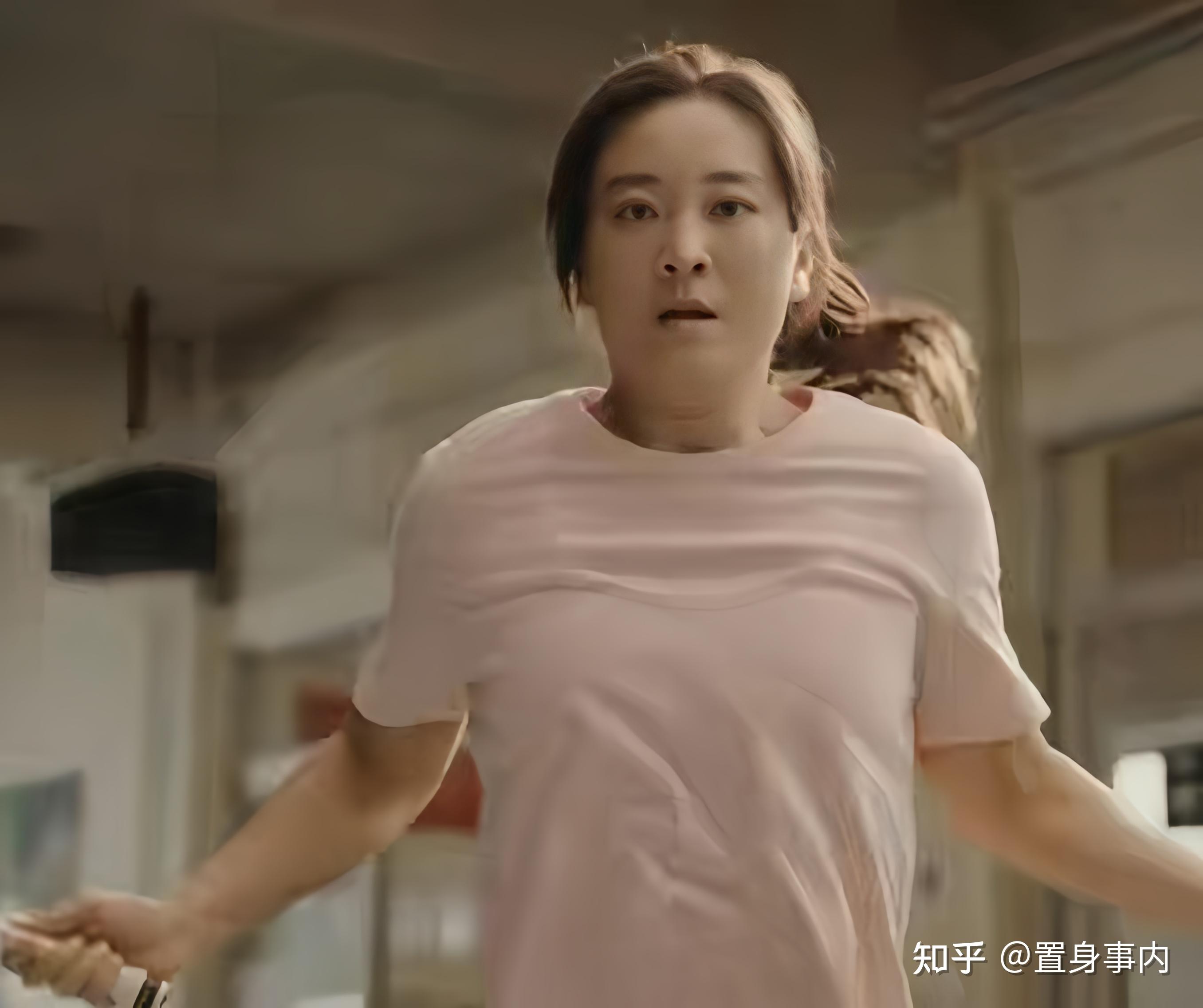 贾玲导演的热辣滚烫定档2024大年初一对此你有哪些期待