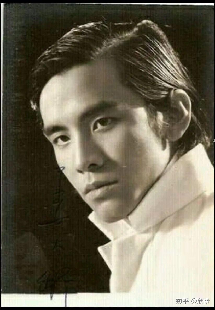 分析姜大卫的长相