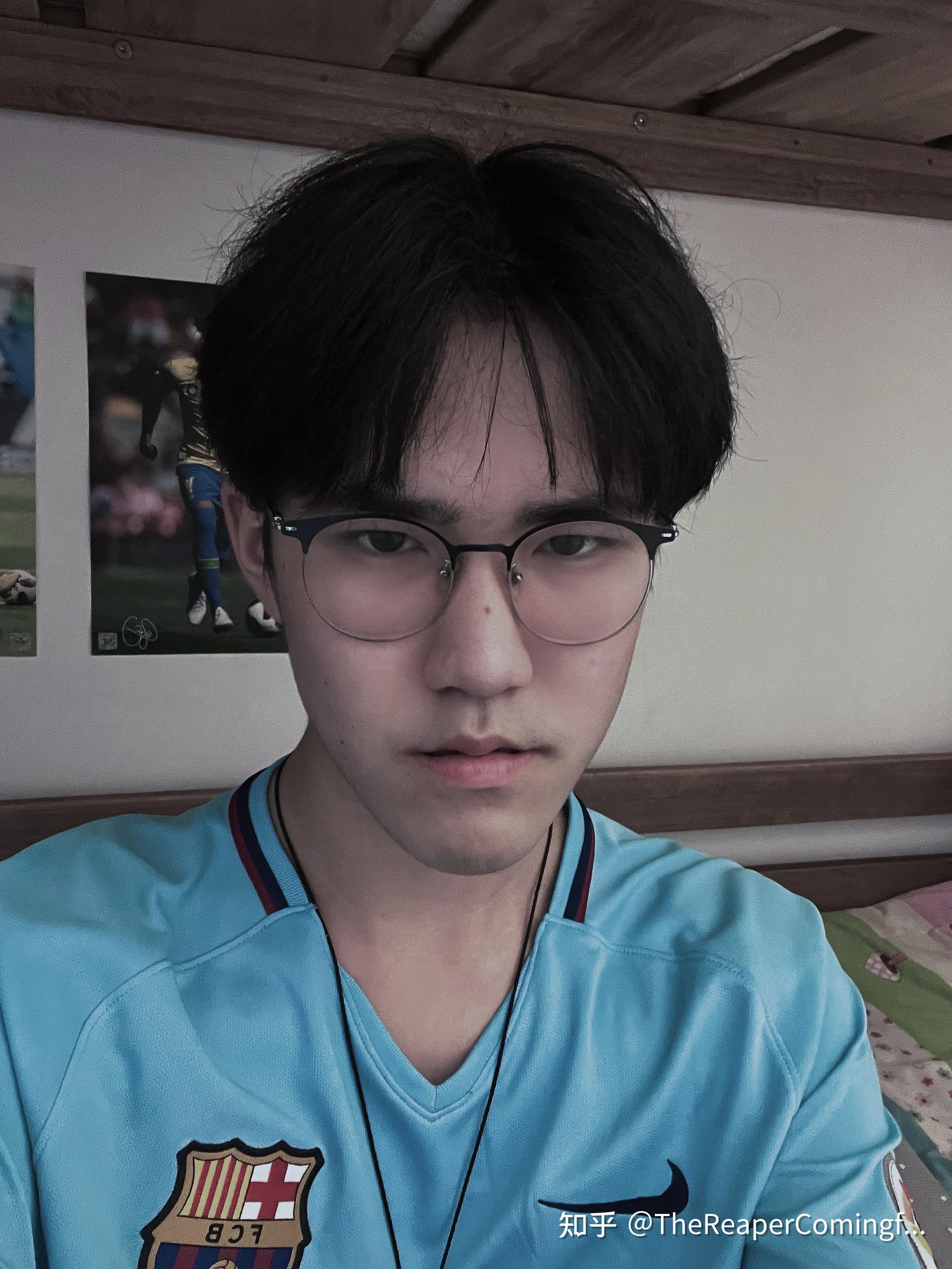 有没有长得丑的男生照片分享一下。。。我想知道什么样算丑 ？ - 知乎