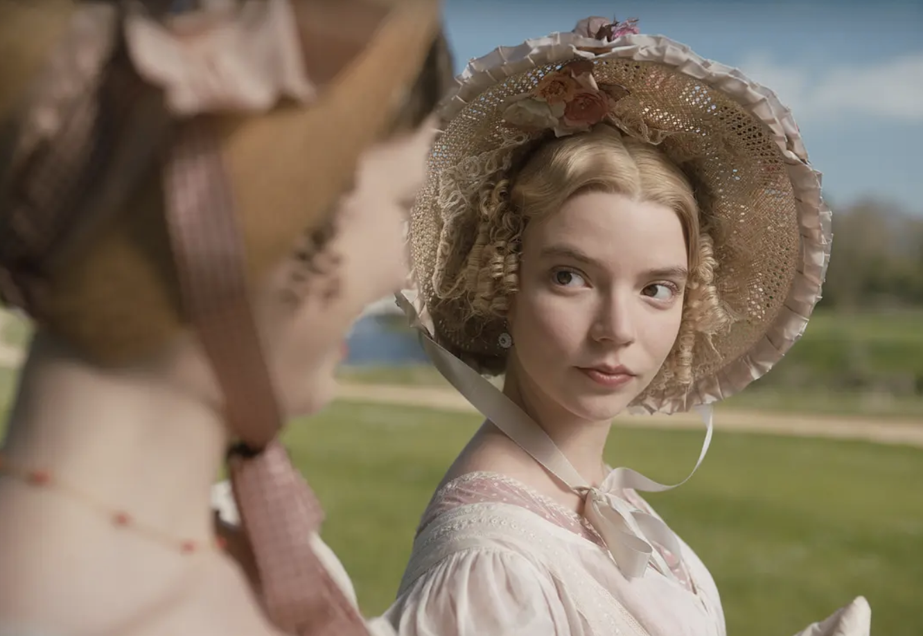 如何评价安雅泰勒乔伊在电影爱玛中的表现