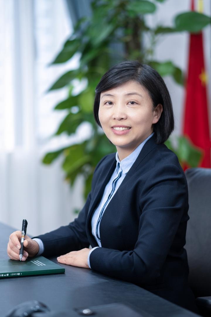 成都市政协委员张玲:《关于提升