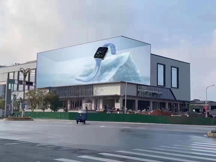 户外led透明屏,让你的广告在阳光下更加闪耀