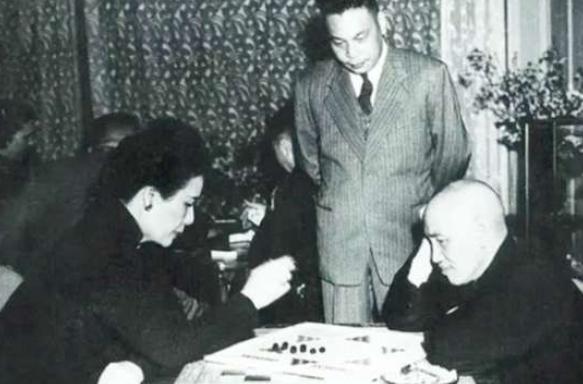 1988年,核武专家张宪义带全家逃到美国,为何后来他会被人称赞? - 知乎