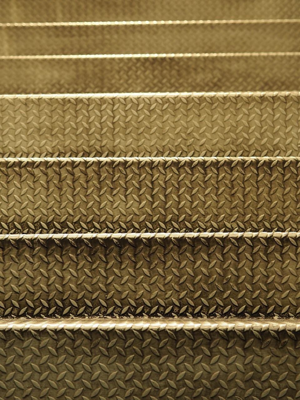 1. 铝合金梯子优势