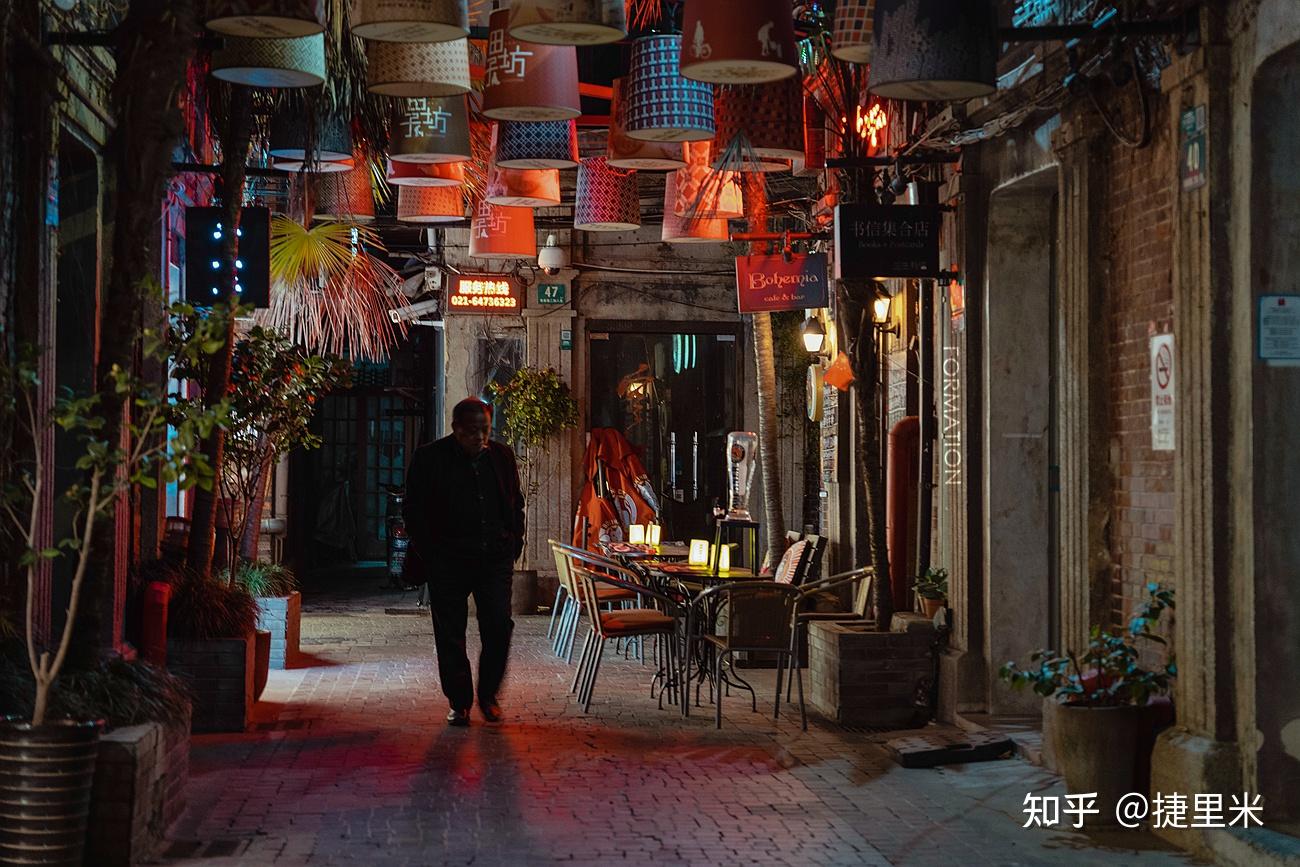 腾龙2875g2和适马2870两款镜头参数接近，差价1000的情况下该怎么选？ - 知乎