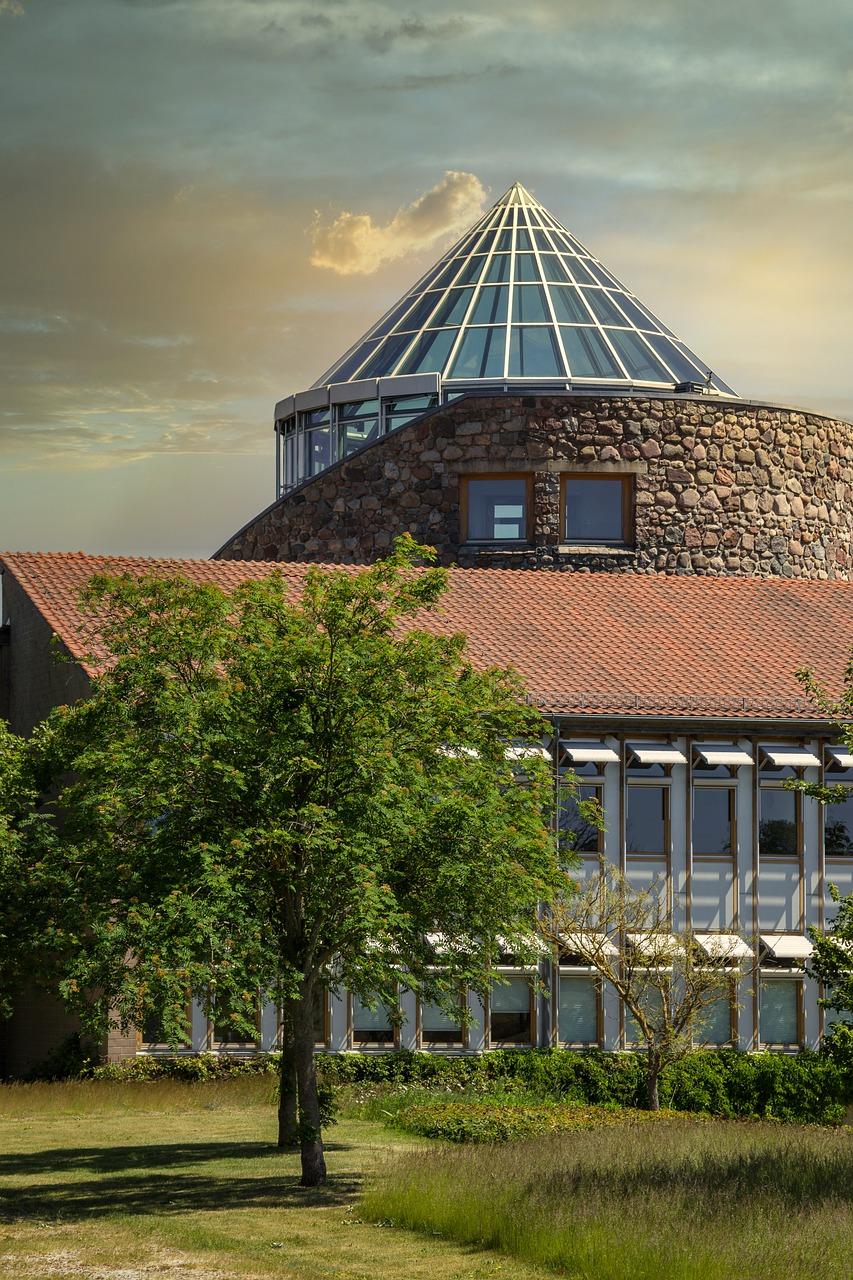 未来梦想成真：六年级生笔下的寒假奇观