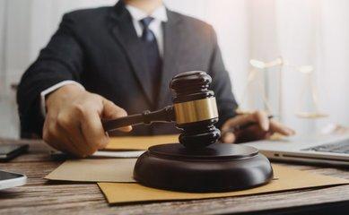 劝架被误伤,谁为好心买单? - 知乎
