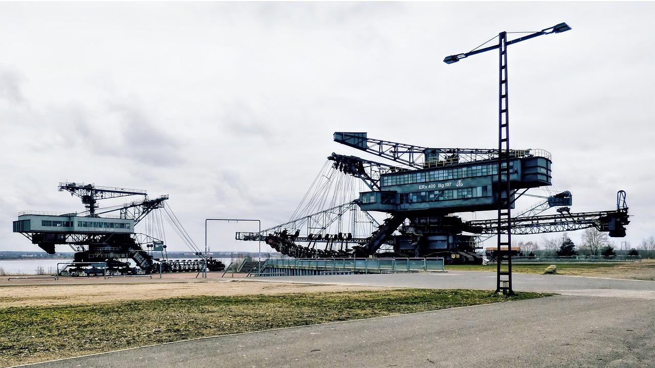 4. 专用生产厂房