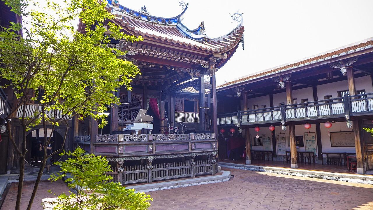 3. 简约东方韵味